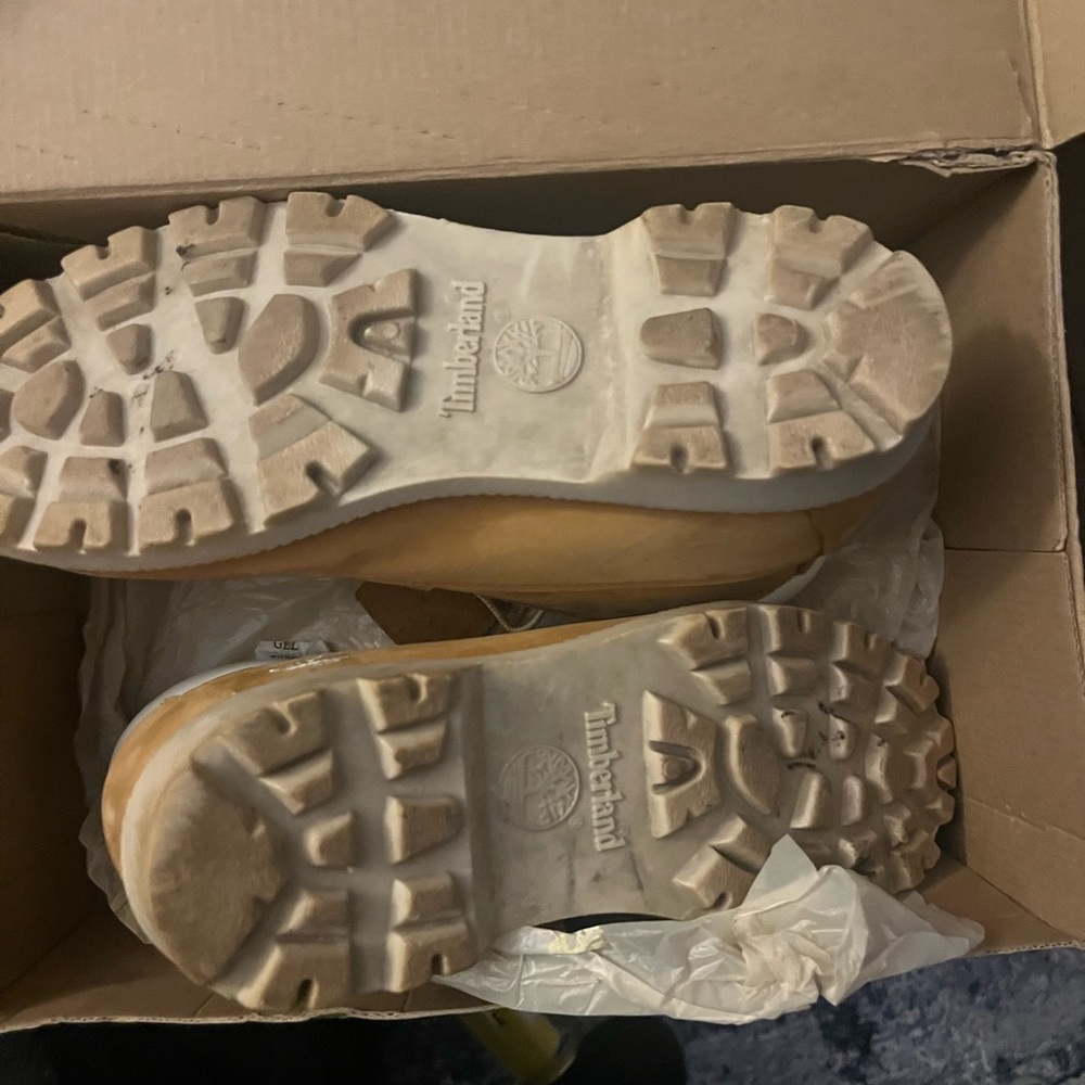 Timberlands - Picture 2 of 4
